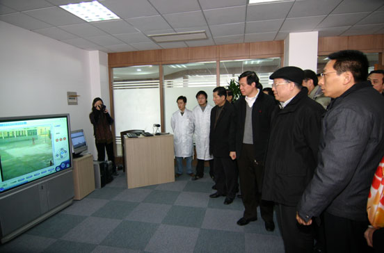 2005��12��19��ȫ���˴�ί�ḱίԱ�����й���ѧԺ·���Ժ���Ӳ�����